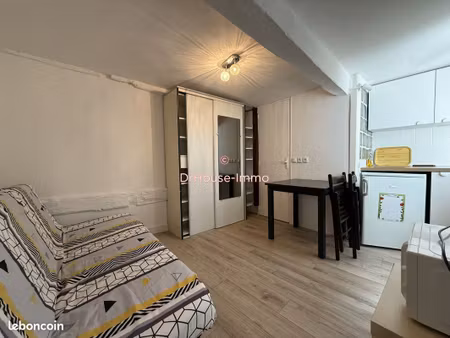 studio 1 pièce 13 m²