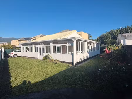à vendre villa t4 de 147 m² sur 454 m² de terrain bras-panon