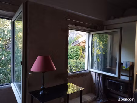 charmant studio rénové