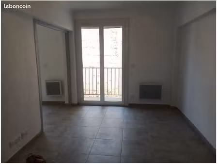 t4 820