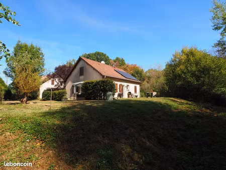 villa 6 pièces 126 m²