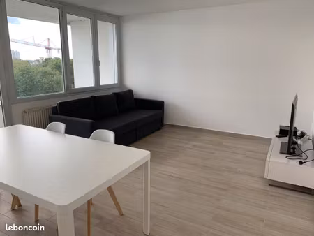 appartement t3 meublé de 66 m² au cœur de la cité descartes - champs-sur-marne