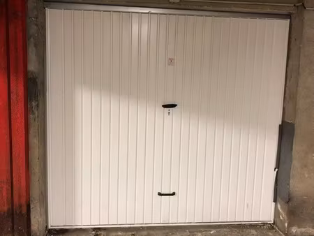garage fermé 13m2 secteur danton anatole france