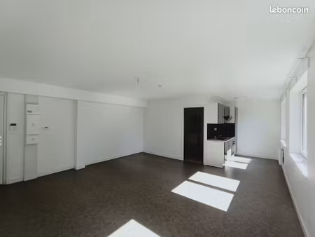 studio 1 pièce 41 m²