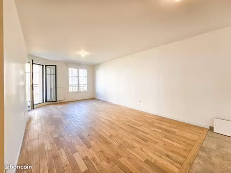 appartement t3 non meublé 69m2