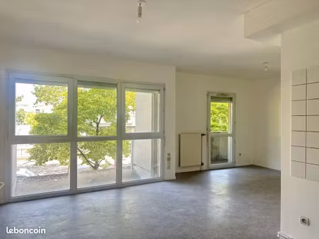 appartement 1 pièce 37 m²