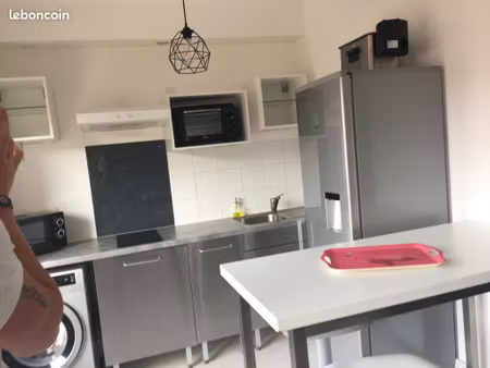 t2 lille sud 33 m² meublé