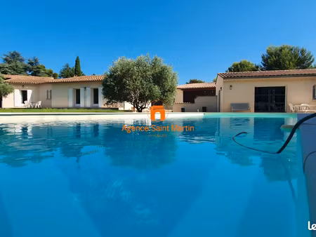 maison 6 pièces 220 m²