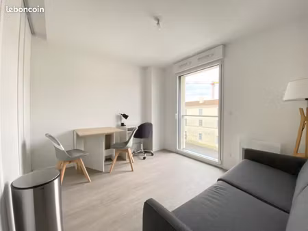studio 1 pièce 20 m²