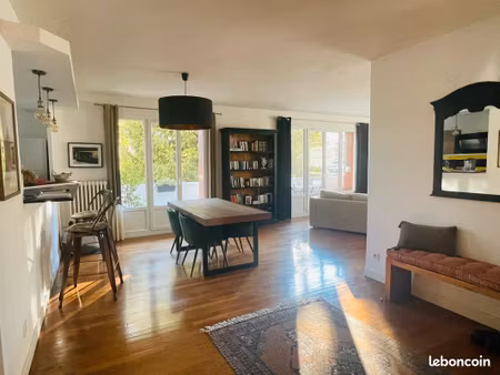 grenoble libération – t3 de 98 m² rénové/climatisé – garage possible
