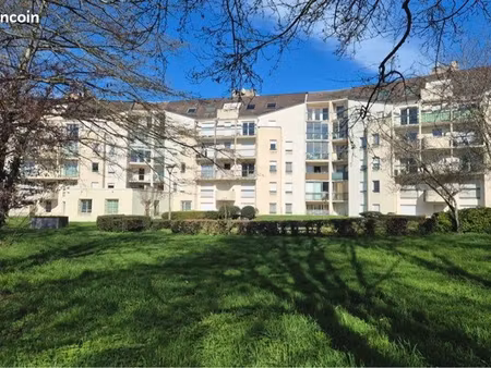 à louer appartement 61 m² – sablé-sur-sarthe – résidence avec ascenseur