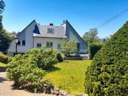 reeberg propriété sur 30 6ares maison de 260m2