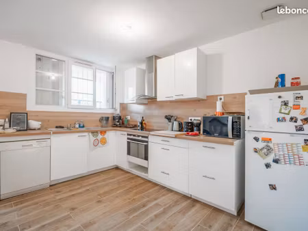 location maison meublée et renovée avec 3 chambres bacalan