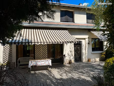 durtol – maison familiale de 143 5 m² avec jardin arboré
