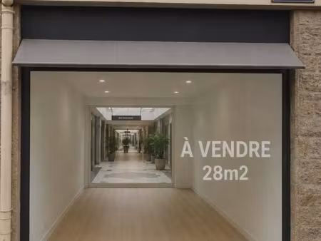 local commercial 28 m²