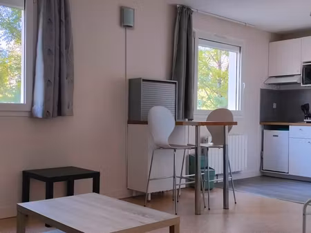 studio 24 m2 meublé avec place parking secteur cézeaux chu
