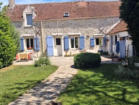? charmante briarde de 110 m² au calme