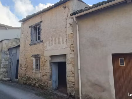 parking/box 94 m² vouillé