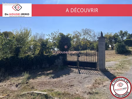 terrain 649 m² cox
