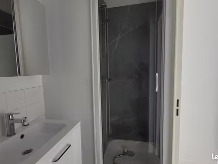 appartement 1 pièce 19 m²