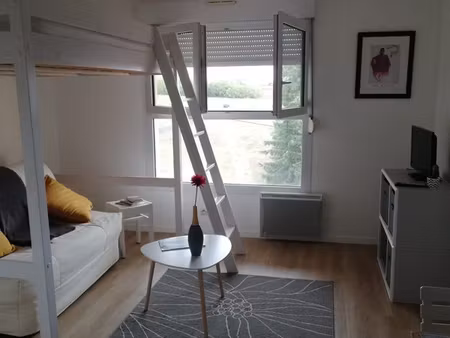 appartement 18m2 proche ensma / lp2i