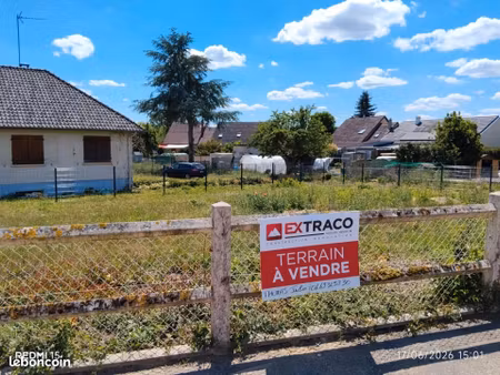 terrain 703 m² igoville