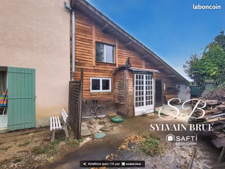 maison 7 pièces 200 m²