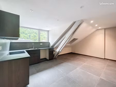 appartement 3 pièces 51 m²