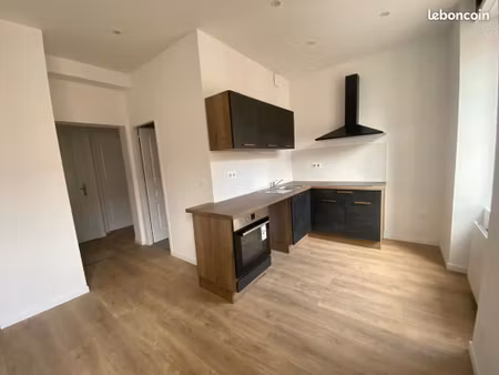 très bel appartement f3 refait à neuf