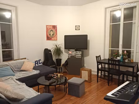 appartement de 46 m² - 35  rue paulin paris à reims