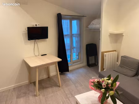 vends studio le puy centre