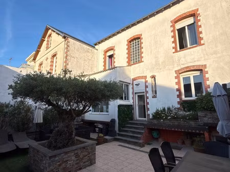 rare maison 5 chambres 180 m2 200m plage quartier devallon