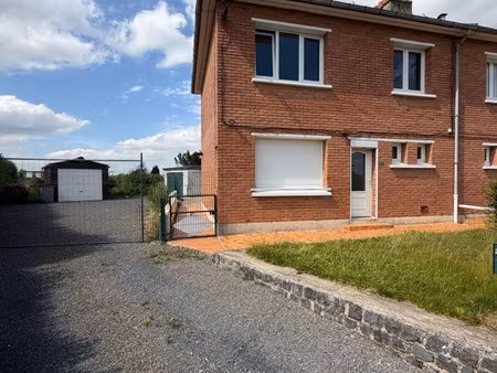 maison semi-individuelle 84m2