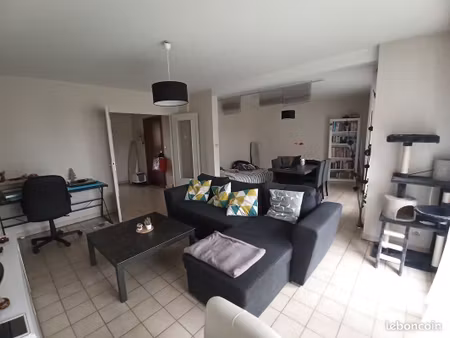 appartement 4 pièces 82 m²
