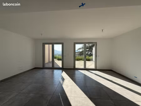 appartement 3 pièces 76 m²