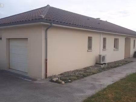 maison plain pied double garage avec dépendances
