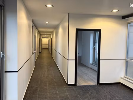 bureau de 450 m2 93120 la courneuve