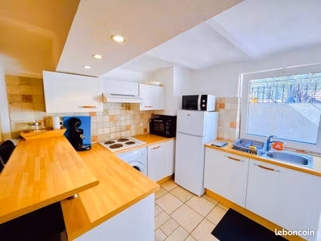 studio meublé 20 m² à proximité de l’école d’infirmier  chalucet