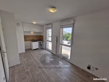studio 1 pièce 21 m²