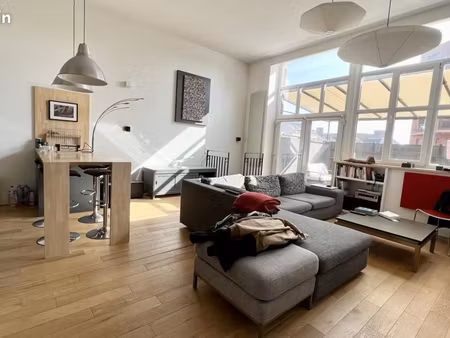 appartement 2 pièces 64 m²