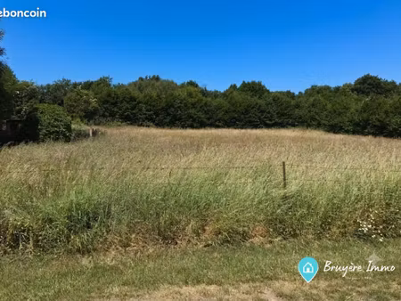 terrain 1789 m² laigny