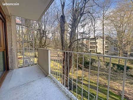 appartement 3 pièces 75 m²