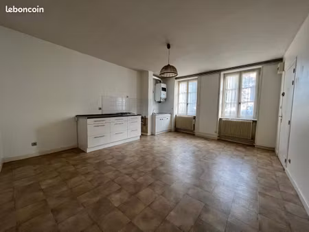 appartement 2 pièces 52 m²