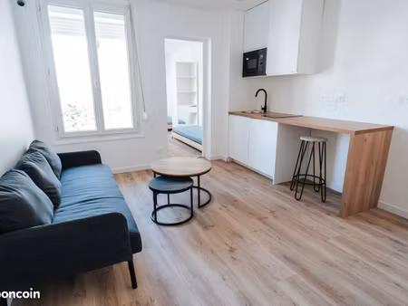 f2 30 m² entièrement rénové – à 300 m du futur campus neoma et de l'école de design esad