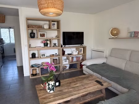 bel appartement t4 transformé en t3 de 82 m'