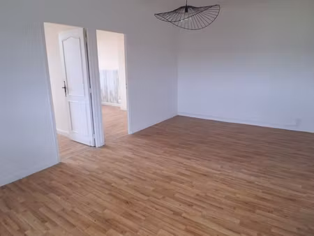 appartement 3 pièces 55 m²