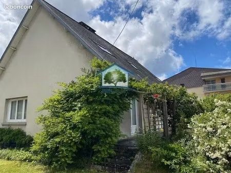 maison 7 pièces 185 m²