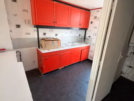 grand appartement t3 idéalement situé