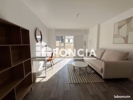 studio 1 pièce 24 m²