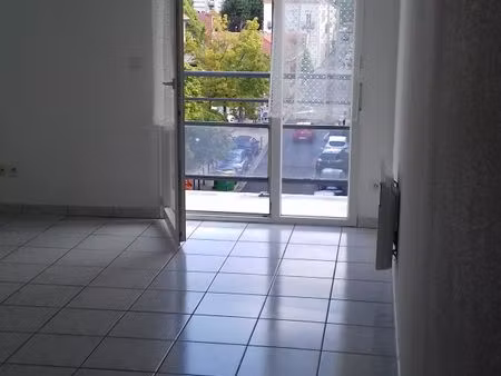 studio 18 m² non meublé